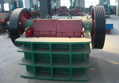 新型節(jié)能雙動顎破碎機(jī)